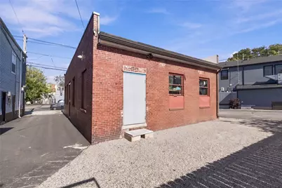 10 Lincoln Avenue, East Providence, RI 02915 - Photo 19