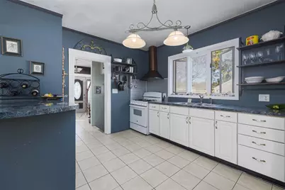 63 Peckham Avenue, North Providence, RI 02908 - Photo 7