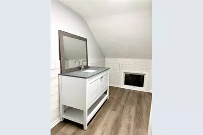 806 Main Street, West Warwick, RI 02893 - Photo 21