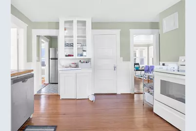 116 Bishop Avenue, East Providence, RI 02916 - Photo 3