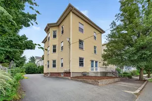 68 9th St, Providence, RI 02906 - Photo 1
