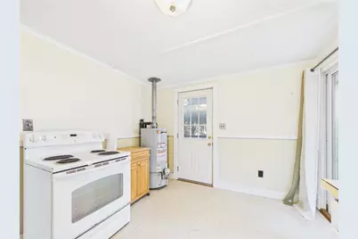 39 Green Kinyon Driftway, Narragansett, RI 02882 - Photo 11