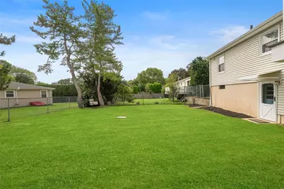 8 Elmhurst Drive, Smithfield, RI 02828 - Photo 47