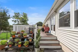 8 Elmhurst Dr, Smithfield, RI 02828 - Photo 39