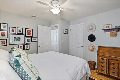 162 East View Avenue, Cranston, RI 02920 - Photo 17
