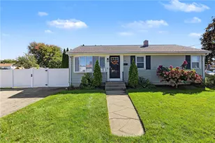 162 E View Ave, Cranston, RI 02920 - Photo 1