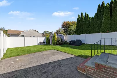162 East View Avenue, Cranston, RI 02920 - Photo 29