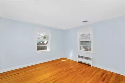 30 Marshall Way, East Providence, RI 02916 - Photo 27