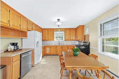 30 Marshall Way, East Providence, RI 02916 - Photo 13