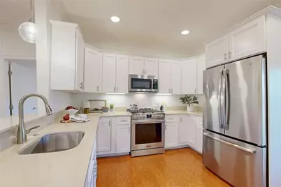 1404 South County Trail #203, East Greenwich, RI 02818 - Photo 17