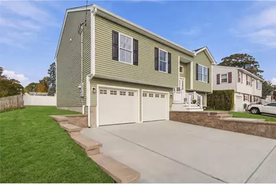 36 Vineyard Avenue, Cumberland, RI 02864 - Photo 3
