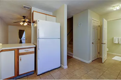 1603 Plainfield Pike #D8, Johnston, RI 02919 - Photo 3
