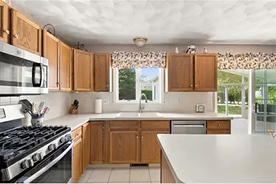 23 Balsam Lane, Smithfield, RI 02917 - Photo 7