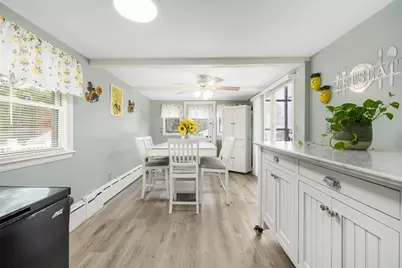 1034 Stafford Road, Tiverton, RI 02878 - Photo 13