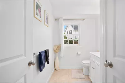 124 Bishop Avenue, East Providence, RI 02916 - Photo 11