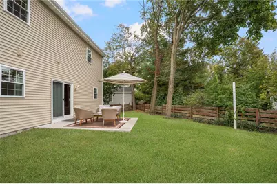 124 Bishop Avenue, East Providence, RI 02916 - Photo 19