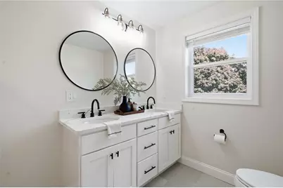 148 Hunts Avenue, Pawtucket, RI 02861 - Photo 25