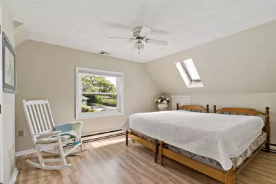 18 Warren Avenue, Middletown, RI 02840 - Photo 23