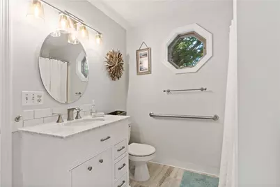 18 Warren Avenue, Middletown, RI 02840 - Photo 19