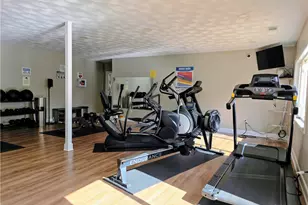 732 Manomet Ct, Warwick, RI 02886 - Photo 21