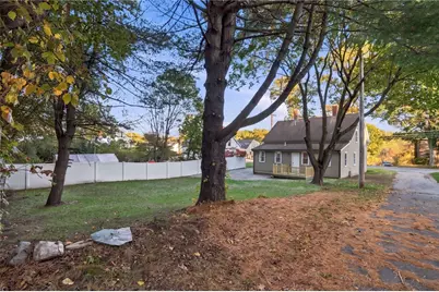 77 Main Street, North Smithfield, RI 02876 - Photo 23