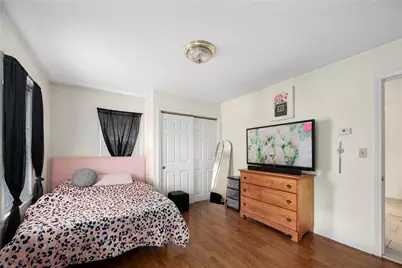 114 Lawn Avenue, Pawtucket, RI 02860 - Photo 9
