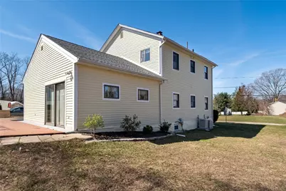 129 Simmonsville Avenue, Johnston, RI 02919 - Photo 25