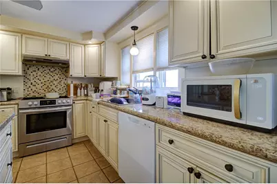 55 Jastram Street, Providence, RI 02908 - Photo 9