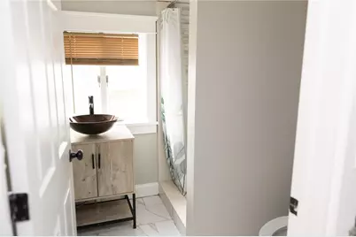 872 Main Avenue, Warwick, RI 02886 - Photo 15