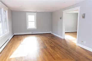 872 Main Ave, Warwick, RI 02886 - Photo 9