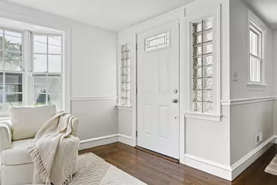 379 Dover Avenue, East Providence, RI 02914 - Photo 11