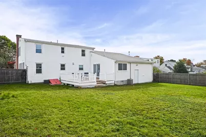 379 Dover Avenue, East Providence, RI 02914 - Photo 43