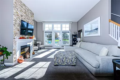 94 Storm King Drive, Portsmouth, RI 02871 - Photo 7
