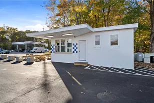 2839 Hartford Ave, Johnston, RI 02919 - Photo 1