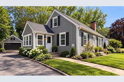 73 Lindy Avenue, East Providence, RI 02915 - Photo 3