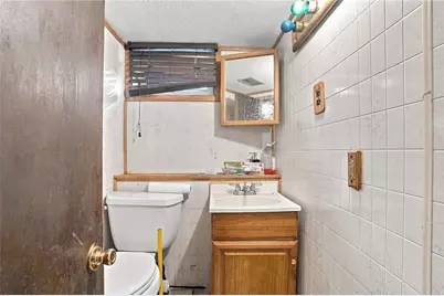 39 Hillwood Street, Providence, RI 02909 - Photo 19