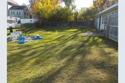 122 Fairfield Avenue, Woonsocket, RI 02895 - Photo 17