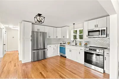 84 Elmcroft Avenue, Providence, RI 02909 - Photo 5