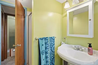 114 Becker Avenue, East Providence, RI 02915 - Photo 35
