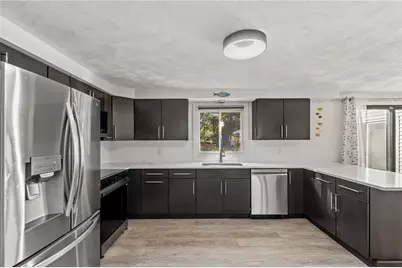 21 Woodcrest Drive, Cumberland, RI 02864 - Photo 5