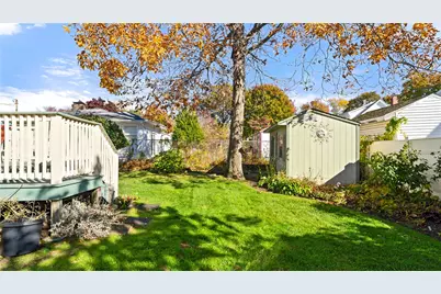 10 Washakie Avenue, North Providence, RI 02911 - Photo 25
