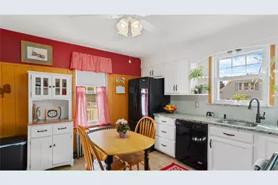 10 Washakie Avenue, North Providence, RI 02911 - Photo 15