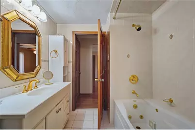 100 Brush Hill Road, Providence, RI 02909 - Photo 19
