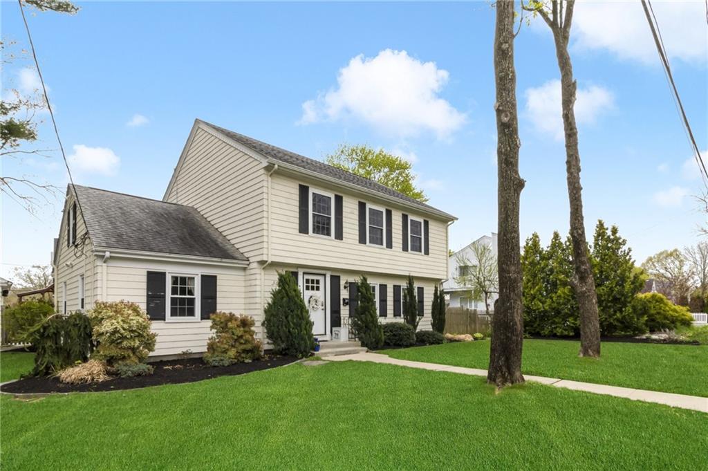 30 Overfield Rd, East Greenwich, RI 02818 MLS 1334176 Coldwell Banker