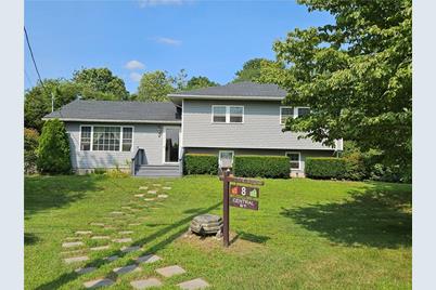 8 Central Street, Richmond, RI 02898 - Photo 1