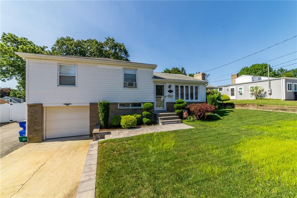 10 Morris St, West Warwick, RI 02893 MLS 1340982 Coldwell Banker