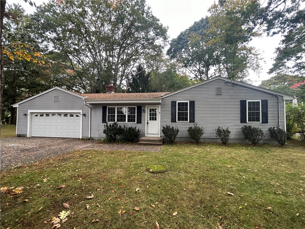 7 Shagbark Rd, Narragansett, RI 02882 MLS 1341371 Coldwell Banker