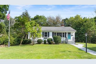 154 Sylvan Drive, East Greenwich, RI 02818 - Photo 1