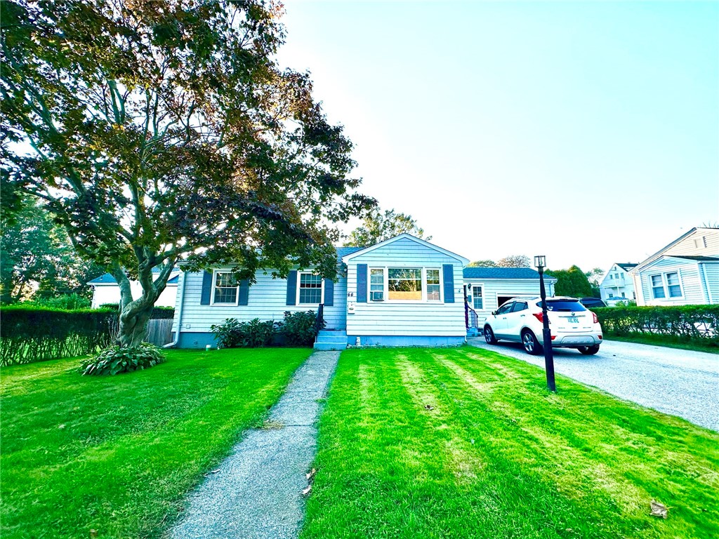 44 Livingston Pl, Middletown, RI 02842 MLS 1344516 Coldwell Banker