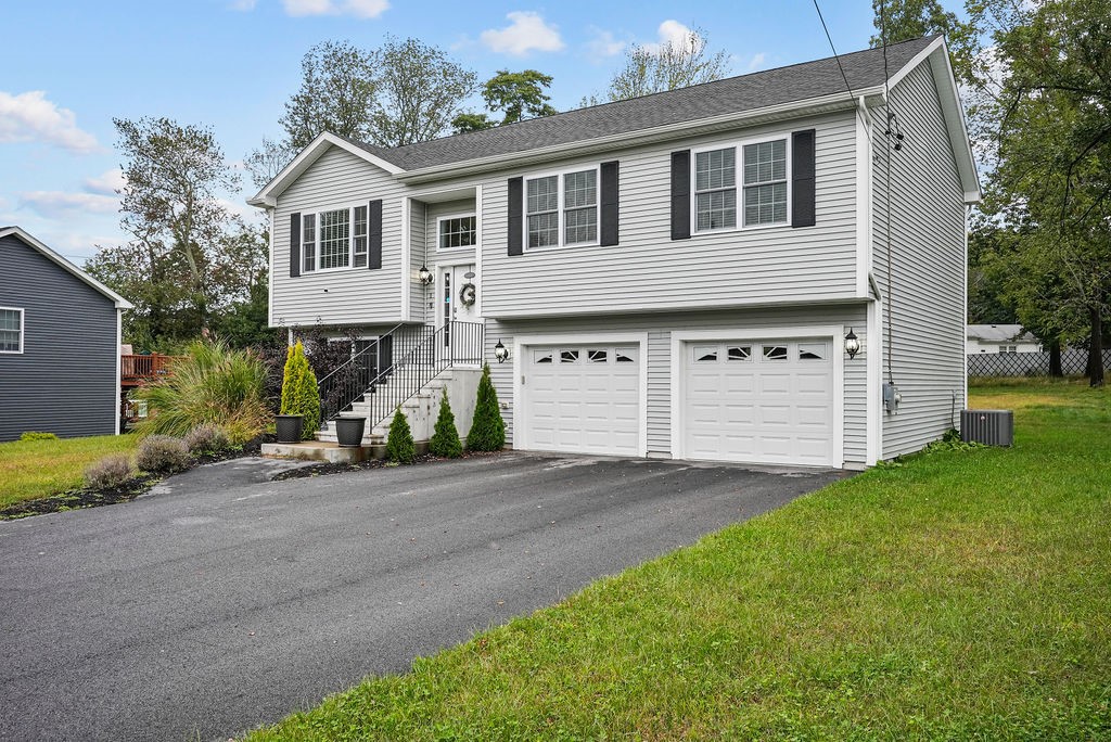 1 Countryside Wy, West Warwick, RI 02893 MLS 1345062 Coldwell Banker